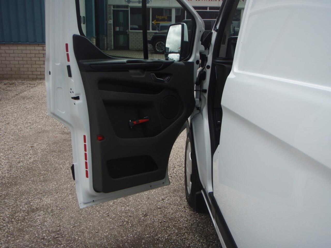 Ford TRANSIT CUSTOM L2H2 Trend Lage kilometerstand 72850 km 2019