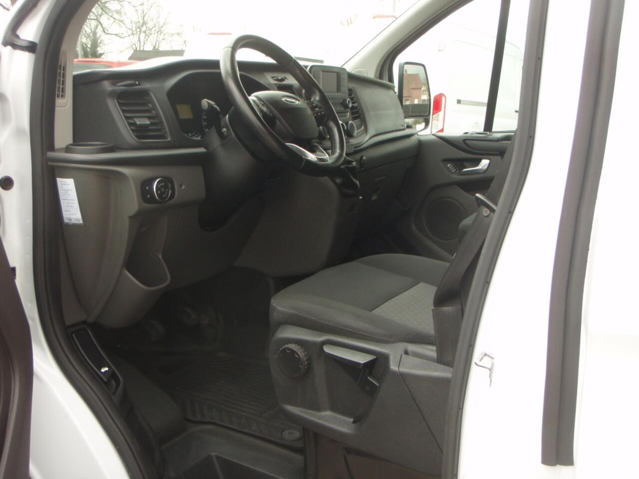 Ford TRANSIT CUSTOM L2H2 Trend Lage kilometerstand 72850 km 2019