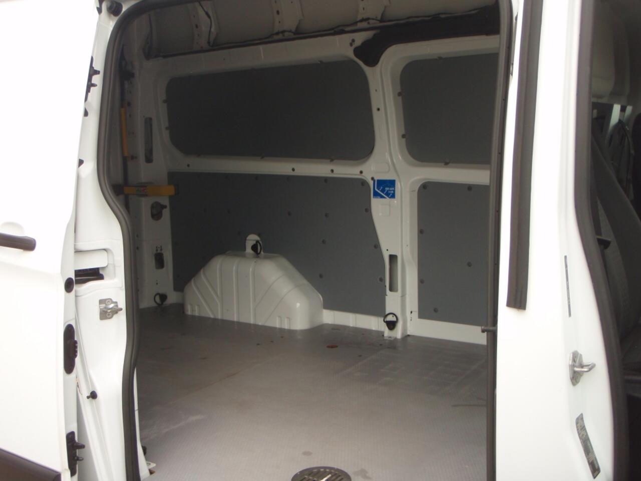 Ford TRANSIT CUSTOM L2H2 Trend Lage kilometerstand 72850 km 2019