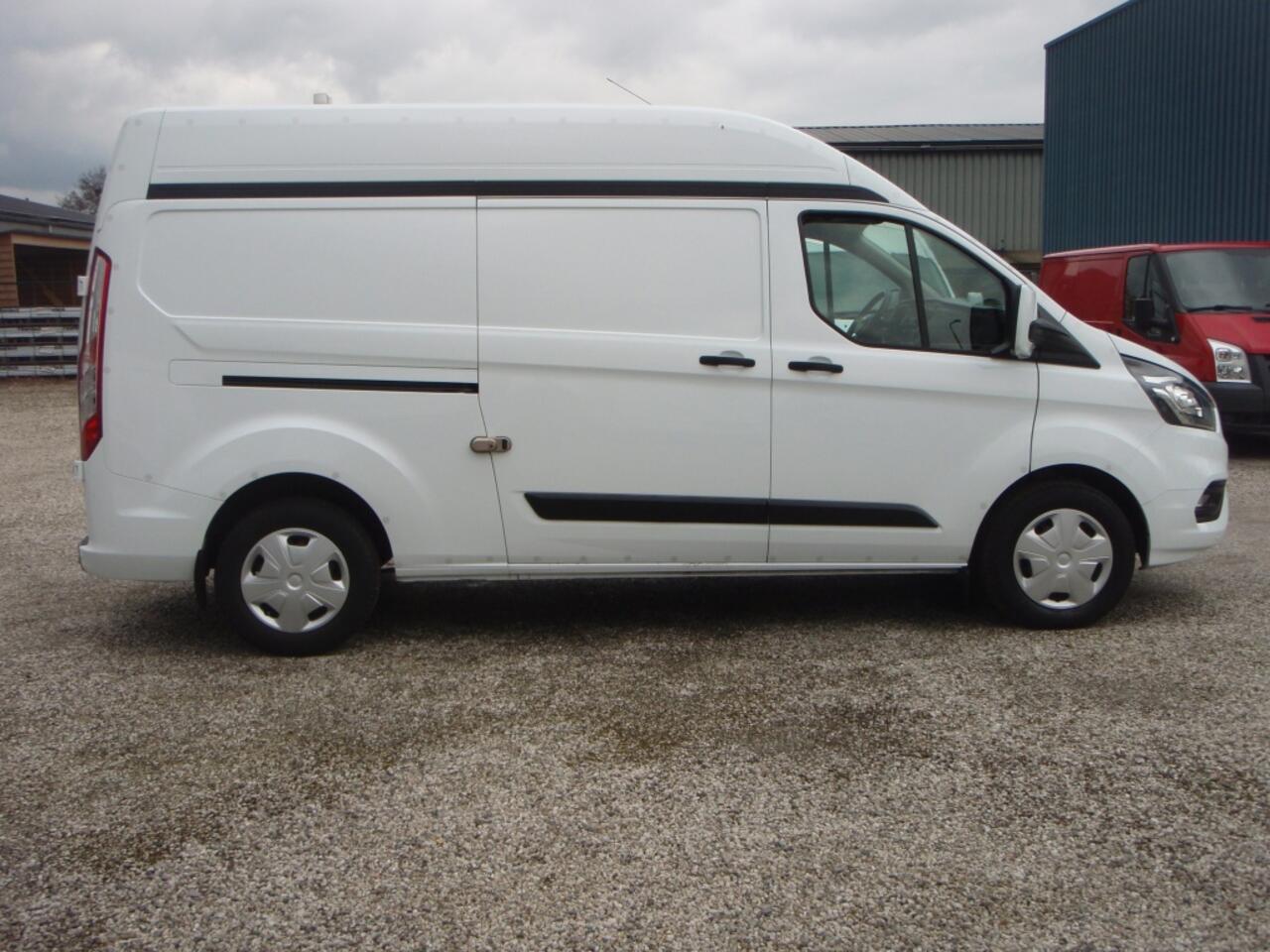 Ford TRANSIT CUSTOM L2H2 Trend Lage kilometerstand 72850 km 2019