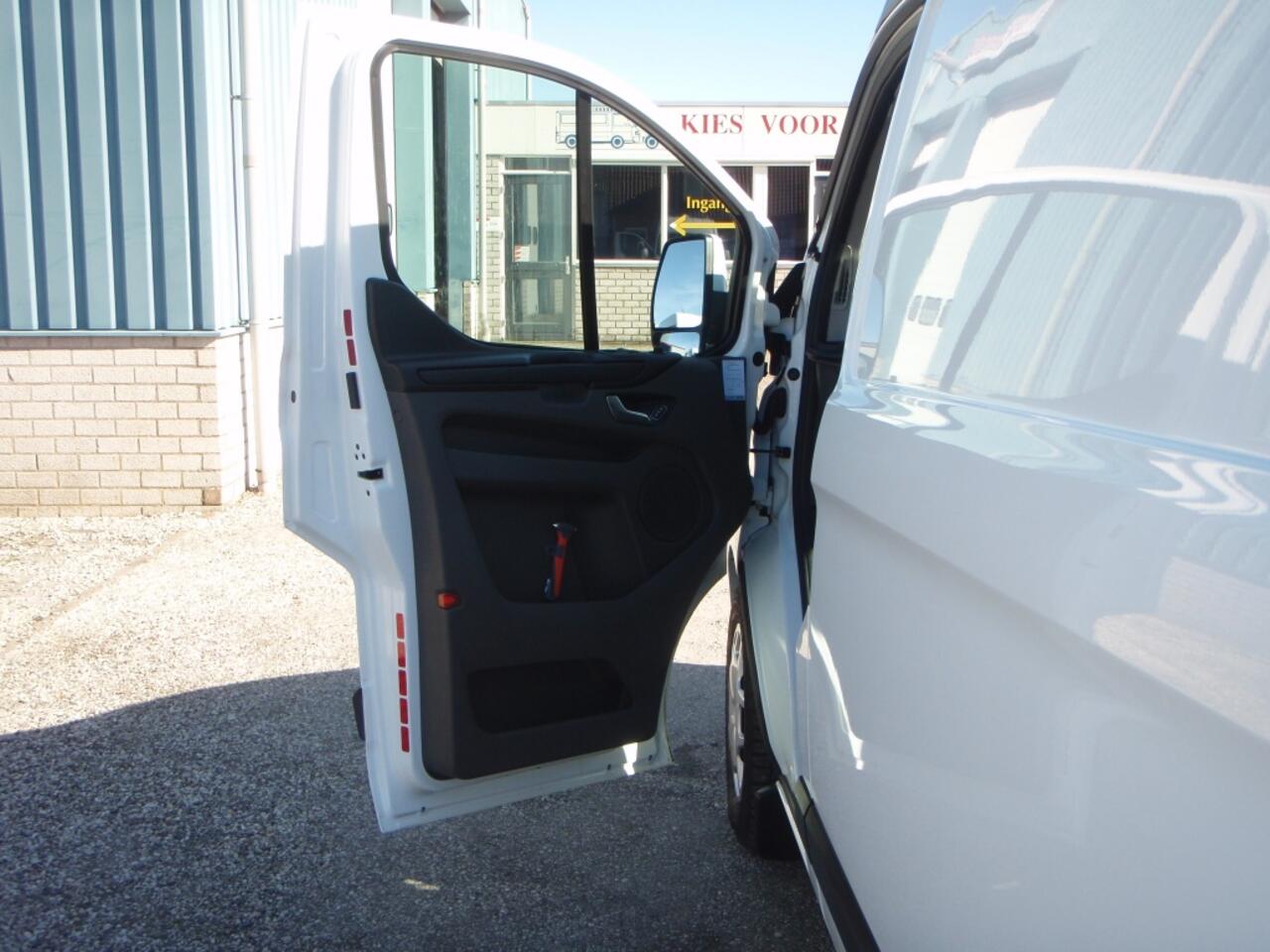 Ford TRANSIT CUSTOM L2H2 Trend zeer nette auto 74984 km 2019