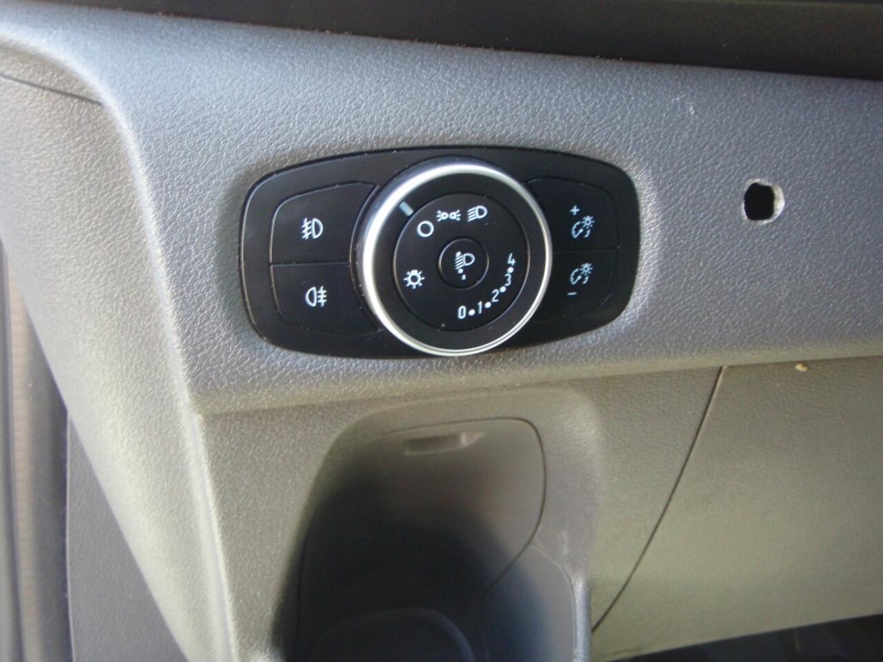 Ford TRANSIT CUSTOM L2H2 Trend zeer nette auto 74984 km 2019