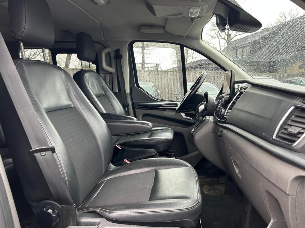 Ford TRANSIT CUSTOM 320 2.0 TDCI L1H1 Sport DC, Navi, Camera, Leder