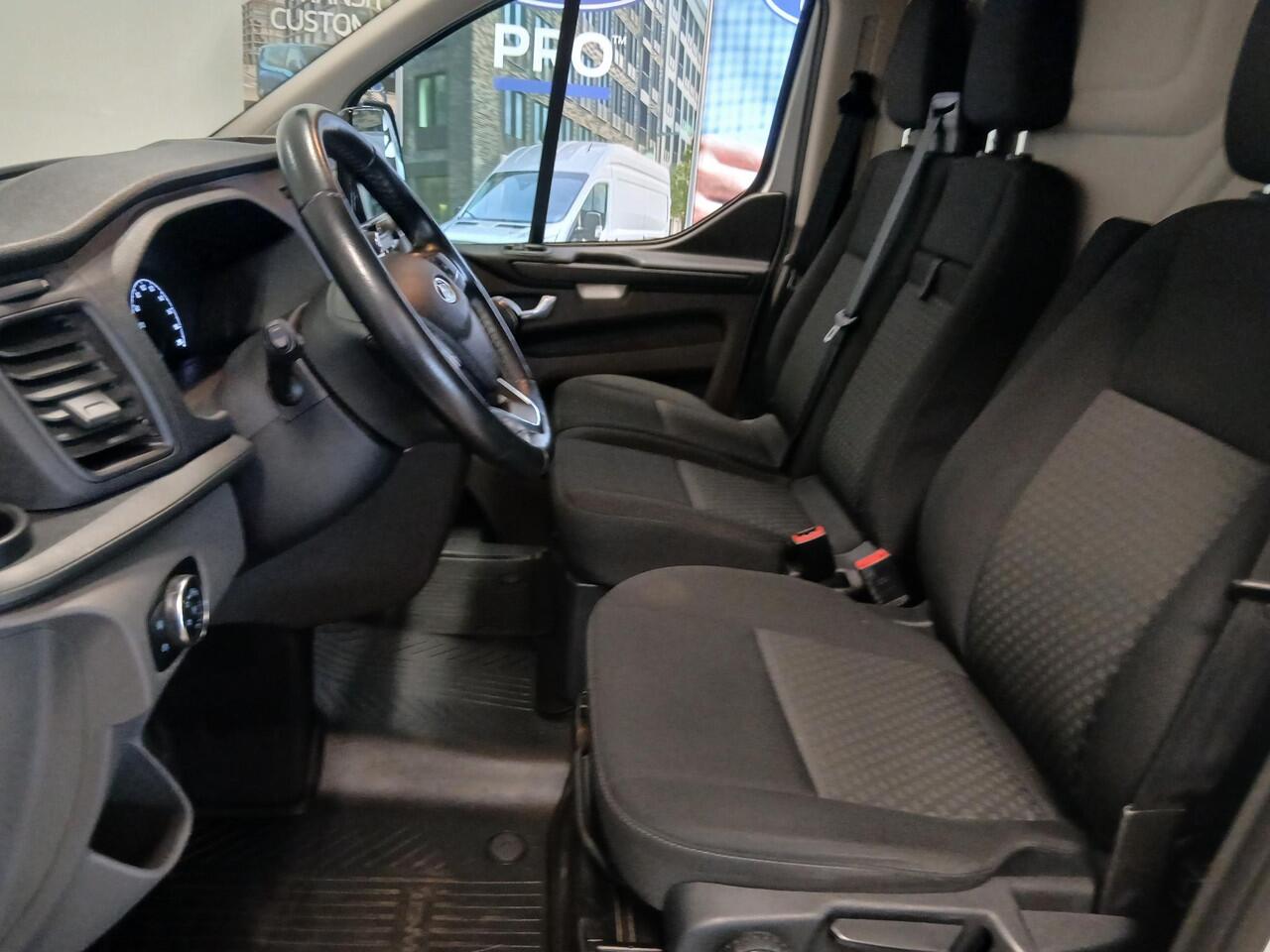 Ford TRANSIT CUSTOM 280 2.0 TDCI L1H1 Trend 130 PK | Trekhaak |