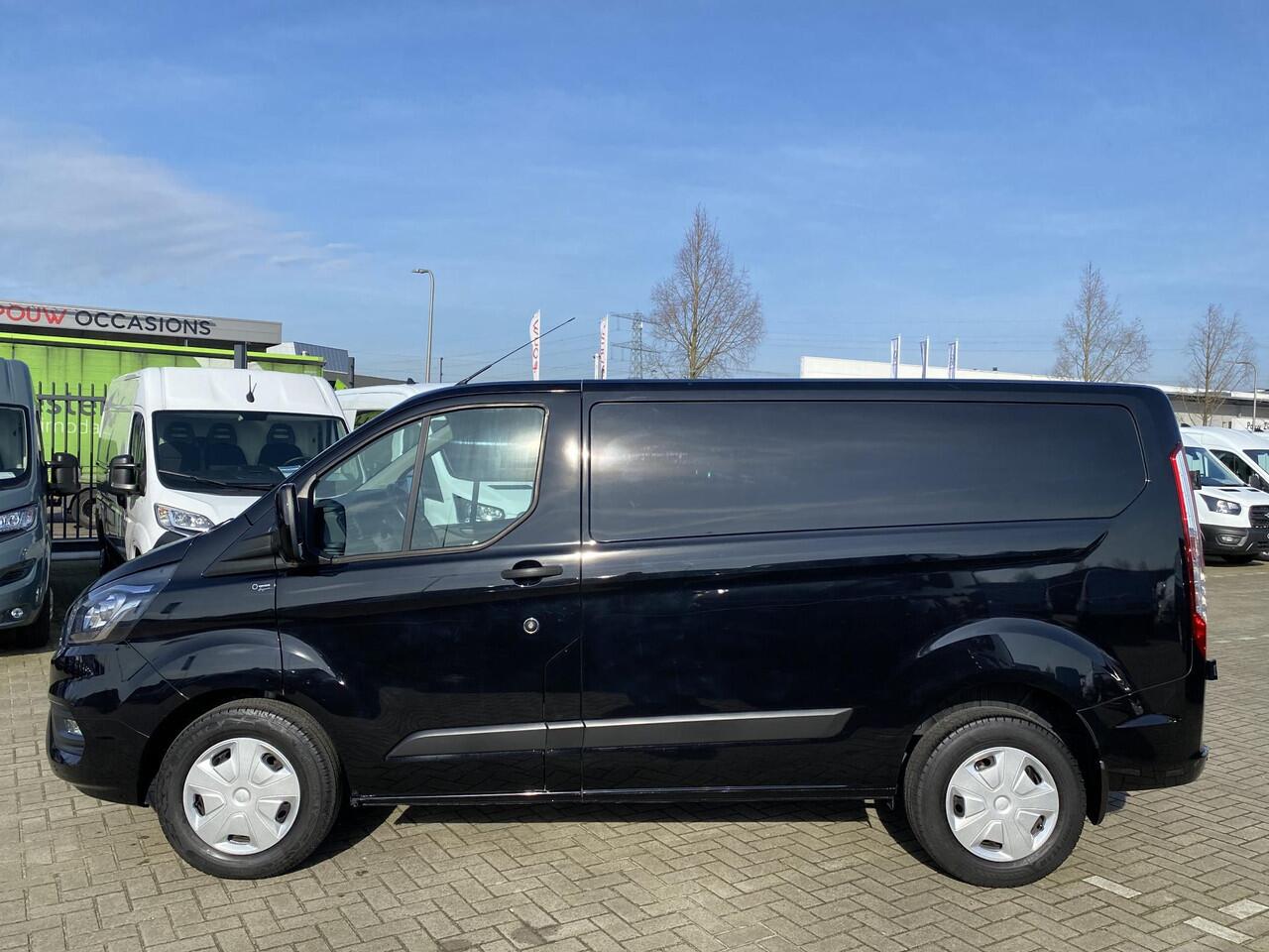 Ford TRANSIT CUSTOM 280 2.0 TDCI | Aut. | L1 H1 | Trend | Trekhaak | Navigatie | Camera | 3-zits |