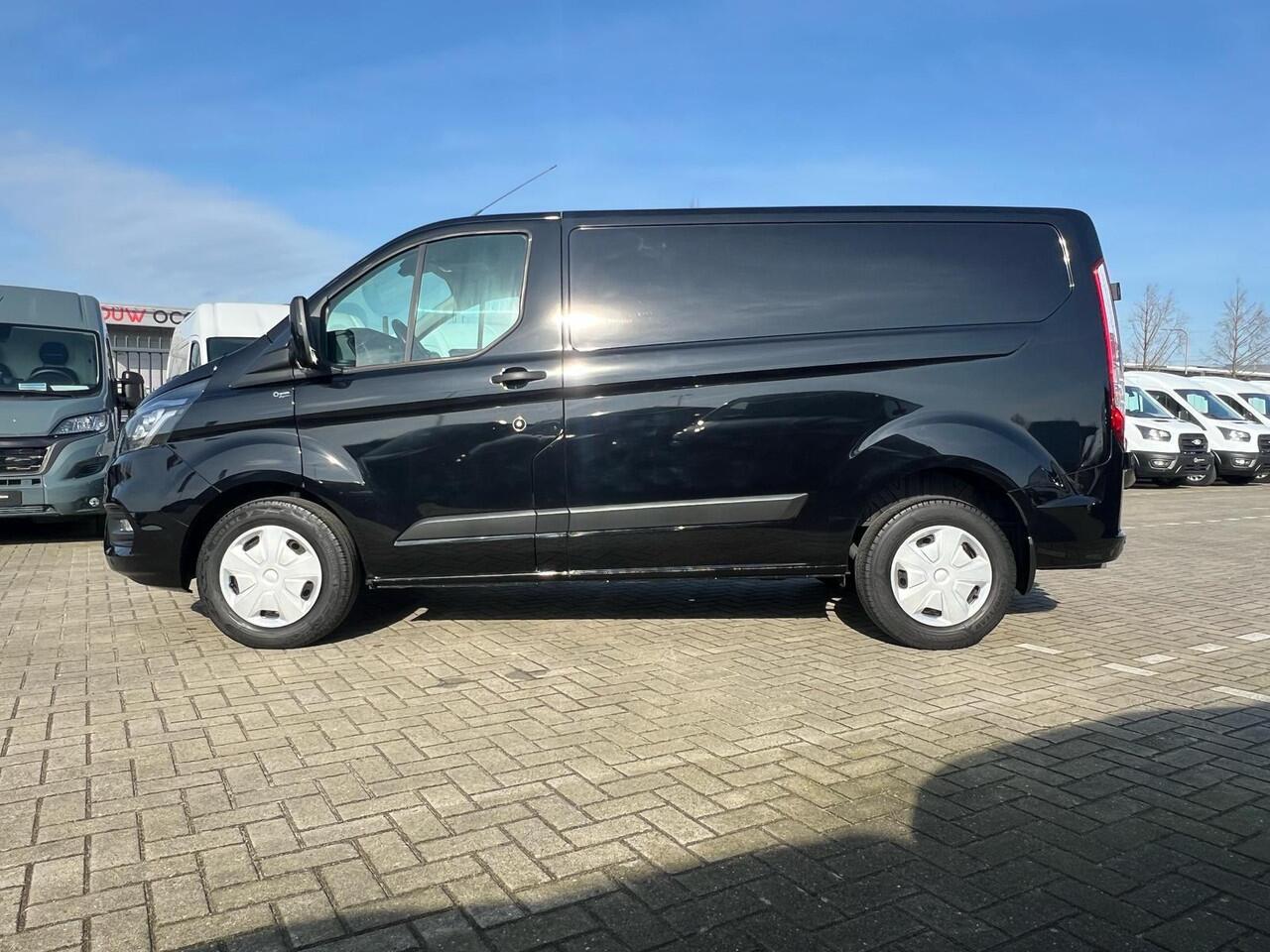 Ford TRANSIT CUSTOM 280 2.0 TDCI | Aut. | L1 H1 | Trend | Trekhaak | Navigatie | Camera | 3-zits |