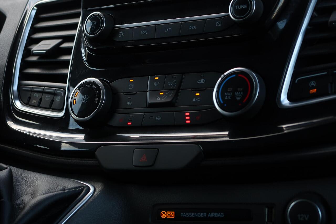 Ford TRANSIT CUSTOM 300 2.0 TDCI L1H1 Limited DC AUT/ LED/ CAMERA/ 2X DEUR/ CRUISE/ AIRCO/ TREKHAAK