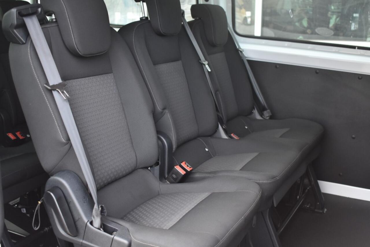 Ford TRANSIT CUSTOM BENZINE PLUG-IN HYBRIDE / 9 PERSOONS / AUTOMAAT