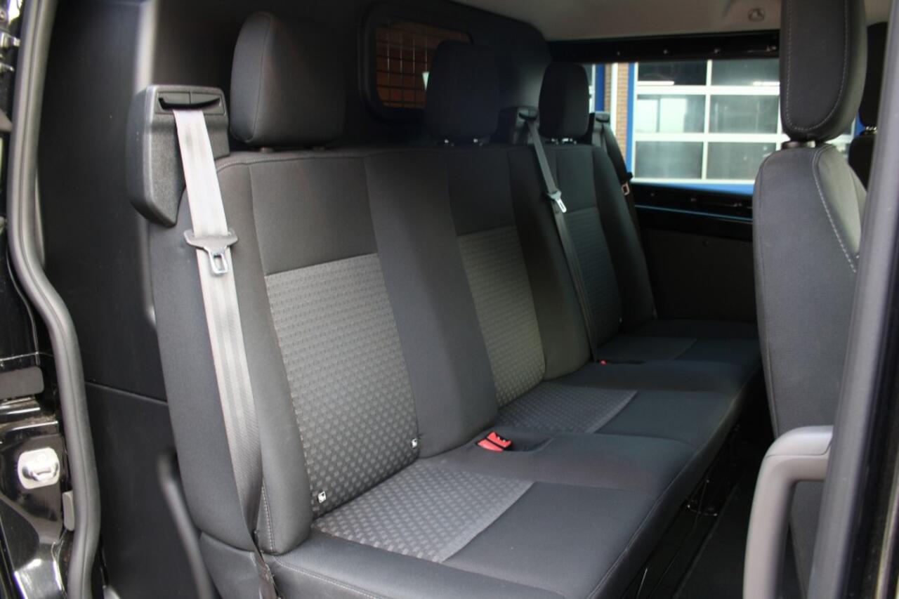 Ford TRANSIT CUSTOM 300 2.0 TDCI L2H1 Limited Dubbel cabine, Lichtm, Navi, Trekhaak