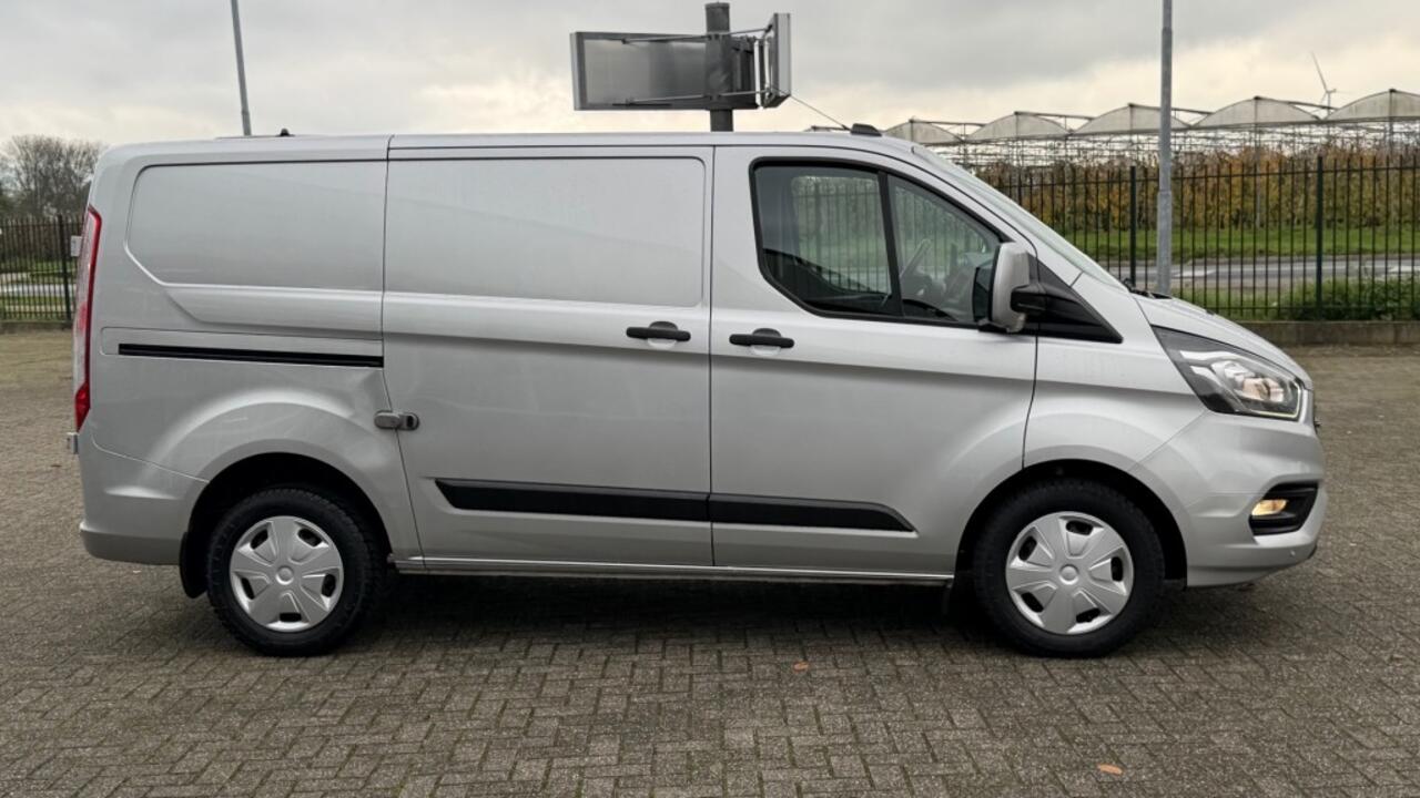 Ford TRANSIT CUSTOM 2.0 TDCI 96KW 131PK AUTOMAAT EURO 6 AIRCO/ CRUISE CONTROL/ NAVIGATIE/ 100% DEALERONDERHOUDEN