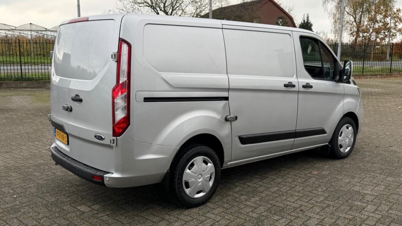 Ford TRANSIT CUSTOM 2.0 TDCI 96KW 131PK AUTOMAAT EURO 6 AIRCO/ CRUISE CONTROL/ NAVIGATIE/ 100% DEALERONDERHOUDEN