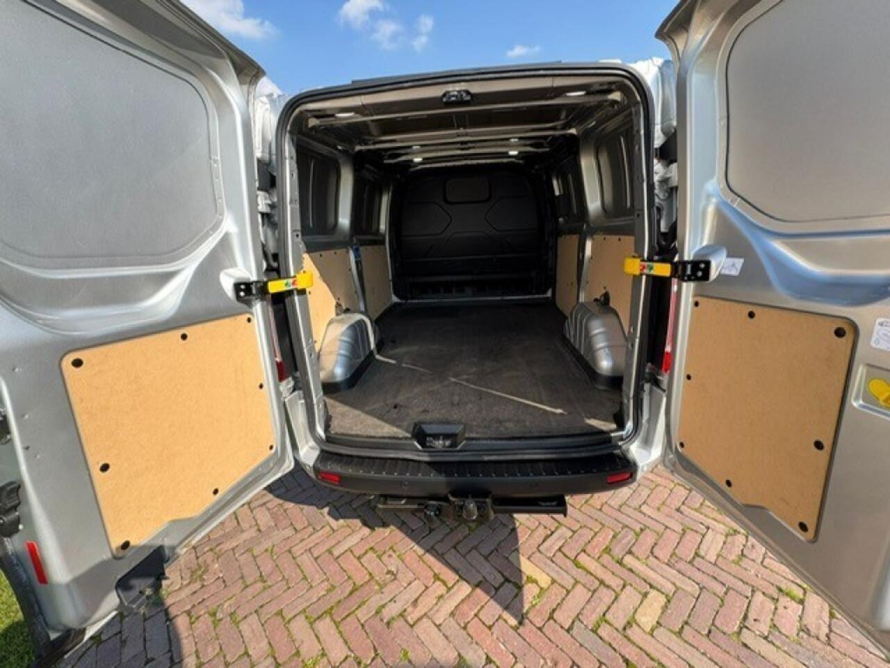 Ford TRANSIT CUSTOM L1H1 2.0 TDCi Automaat 1e eigenaar
