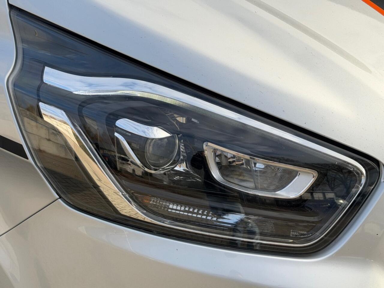 Ford TRANSIT CUSTOM 2.0 TDCi 185PK Automaat Sport / Airco / Navi / Licht metaal