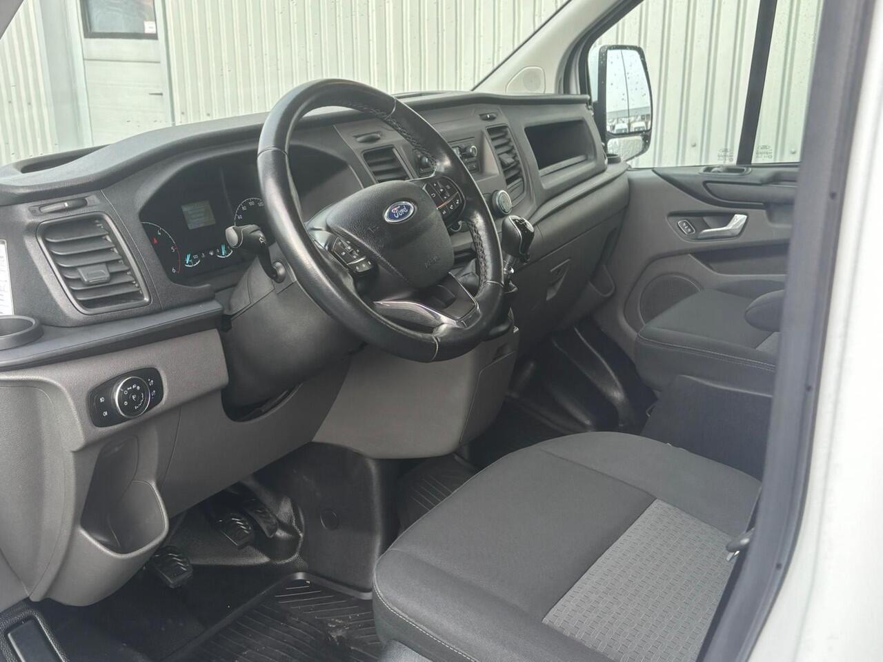 Ford TRANSIT CUSTOM 320 2.0 TDCI L2H1 DC 5PERS*A/C*CRUISE*HAAK*TEL*PDC