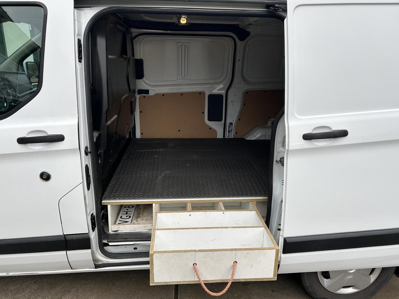 Ford TRANSIT CUSTOM 320 2.0 TDCI L1H1 Trend