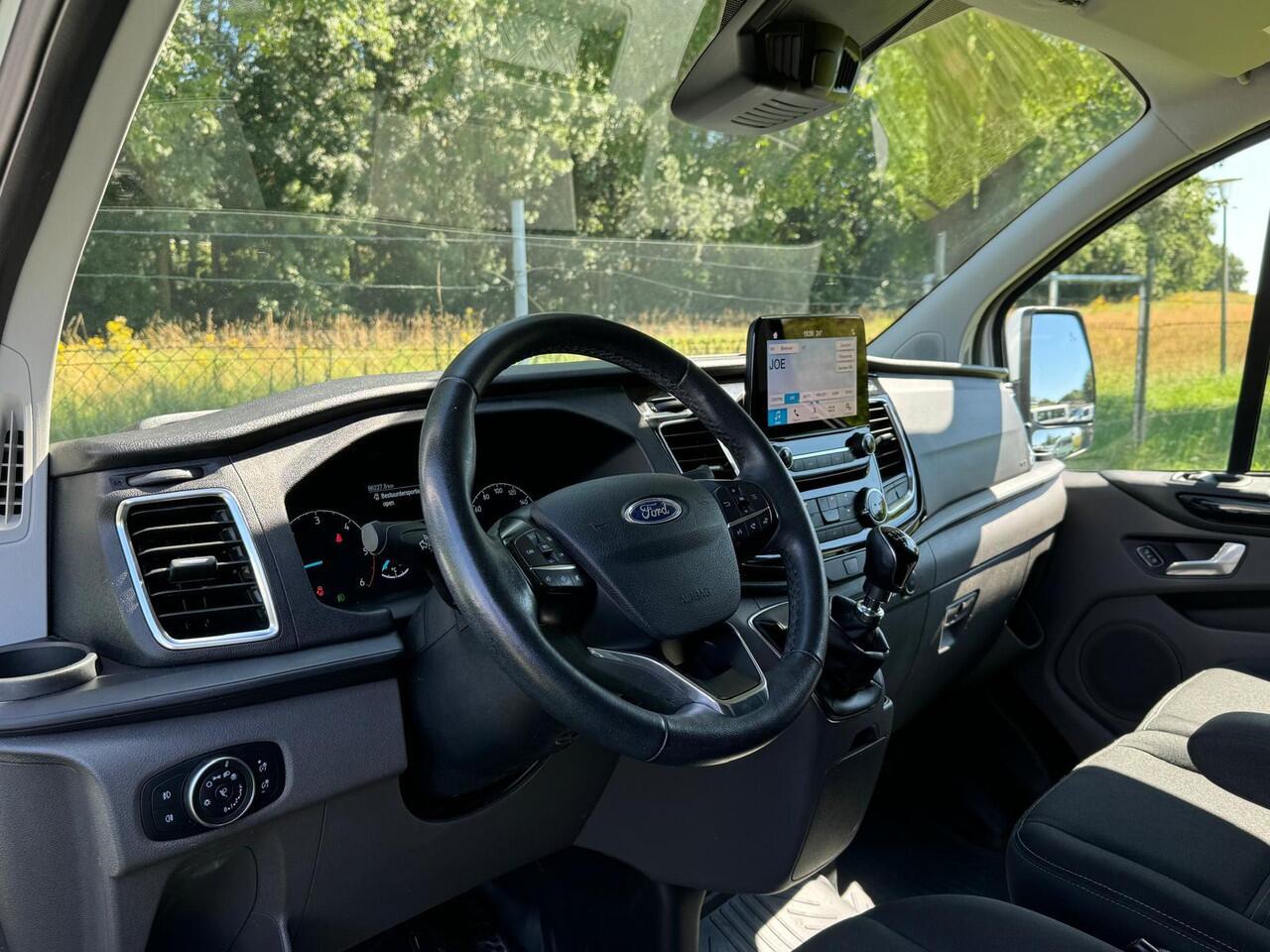 Ford TRANSIT CUSTOM 280 2.0 TDCI L1H1 Limited | DODE HOEK | TREKHAAK | WINTERPACK | CAMERA