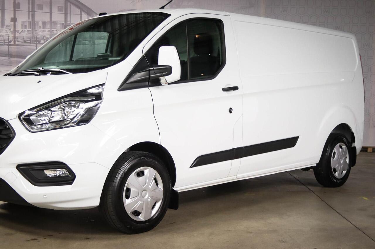 Ford TRANSIT CUSTOM 320 2.0 TDCI L2H1 Trend | DRIVER ASSISTANCE / SAFETY COMFORT / NAVI- PACK | AIRCO | CRUISE | BLIS | NAVI | DAB | APPLE | PDC | CAMERA