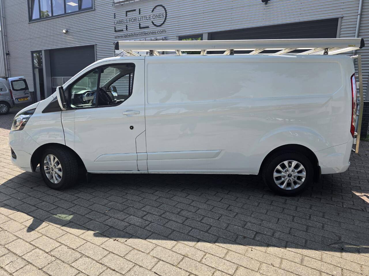 Ford TRANSIT CUSTOM 300 2.0 TDCI L2H1 AUTOMAAT