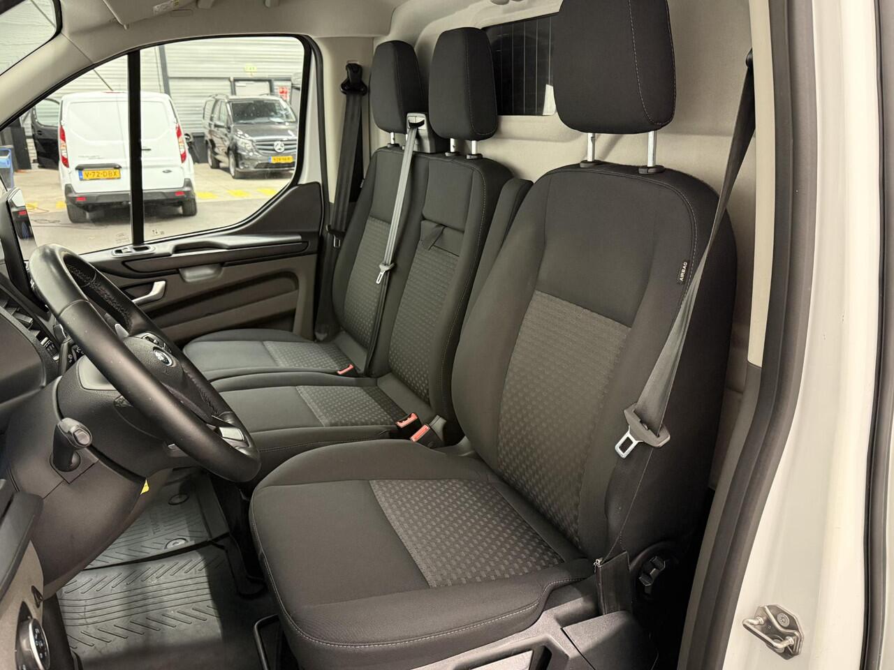 Ford TRANSIT CUSTOM 340 1.0 EcoBoost L1H1 PHEV Trend