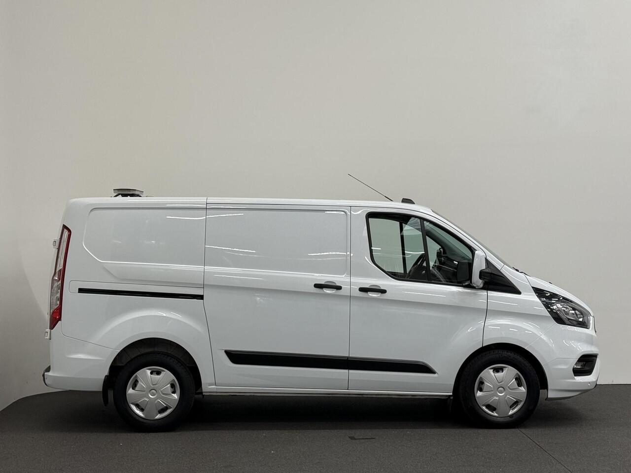 Ford TRANSIT CUSTOM 340 1.0 EcoBoost L1H1 PHEV Trend