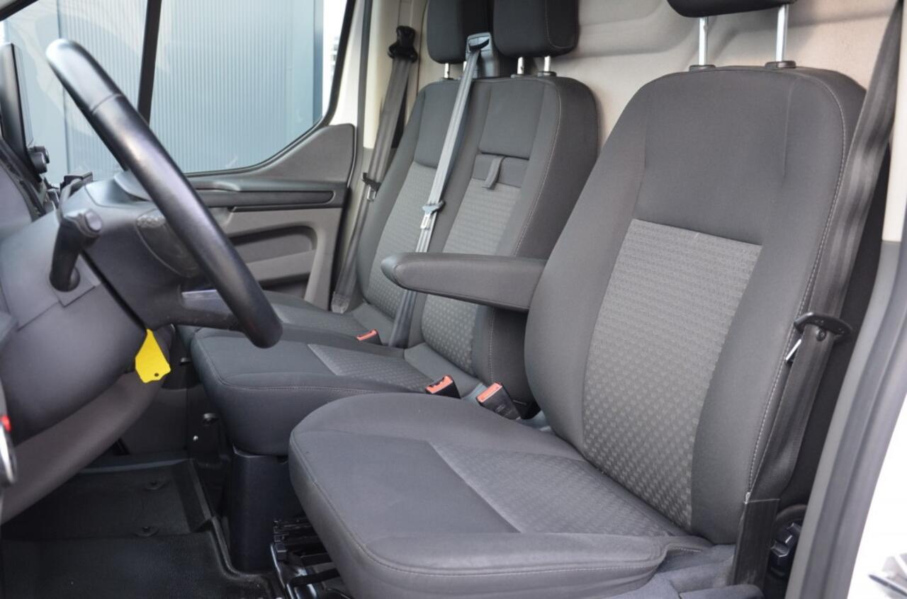 Ford TRANSIT CUSTOM 300 2.0 TDCI L1H1 Trend Automaat