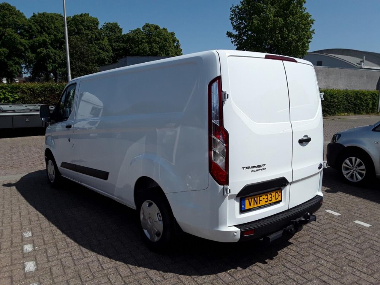 Ford TRANSIT CUSTOM 300 2.0 TDCI 130 PK / L2H1 TREND/ NAVI / LANE-ASSIST / APPLE-CAR
