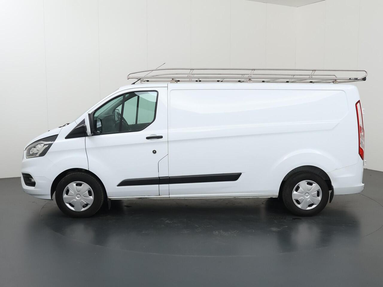 Ford TRANSIT CUSTOM 320 | 2.0 TDCI | L2 H1 | TREND | AUTOMAAT | AIRCO | CRUISE CONTROL | CAMERA | STOELVERWARMING | STOEL - STOEL | APPLE CARPLAY EN ANDROID AUTO | TREKHAAK | PARKEERSENSOREN