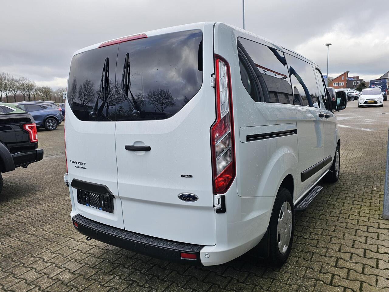 Ford TRANSIT CUSTOM 320 1.0 EcoBoost L1H1 PHEV Trend | 9-persoons | Marge Geen BTW | Stoelverwarming | Privacy glass | Scherm