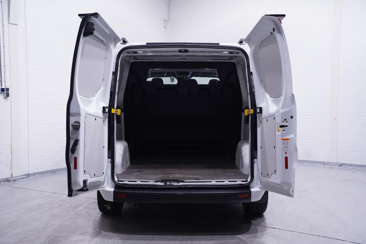 Ford TRANSIT CUSTOM 2.0 TDCI 130 pk Dubbel Cabine RAPTOR Grille, Navi Camera, 18" LMV, Spoiler Pack, 6-Zits
