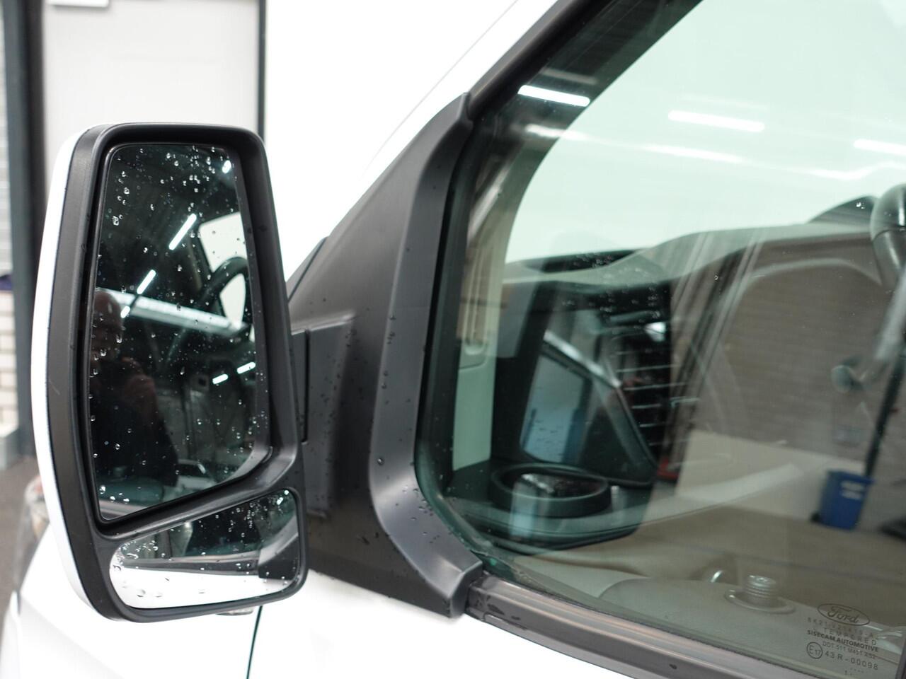 Ford TRANSIT CUSTOM 105pk L1H1 Trend Airco Cruise control LED Parkeersensoren Euro6