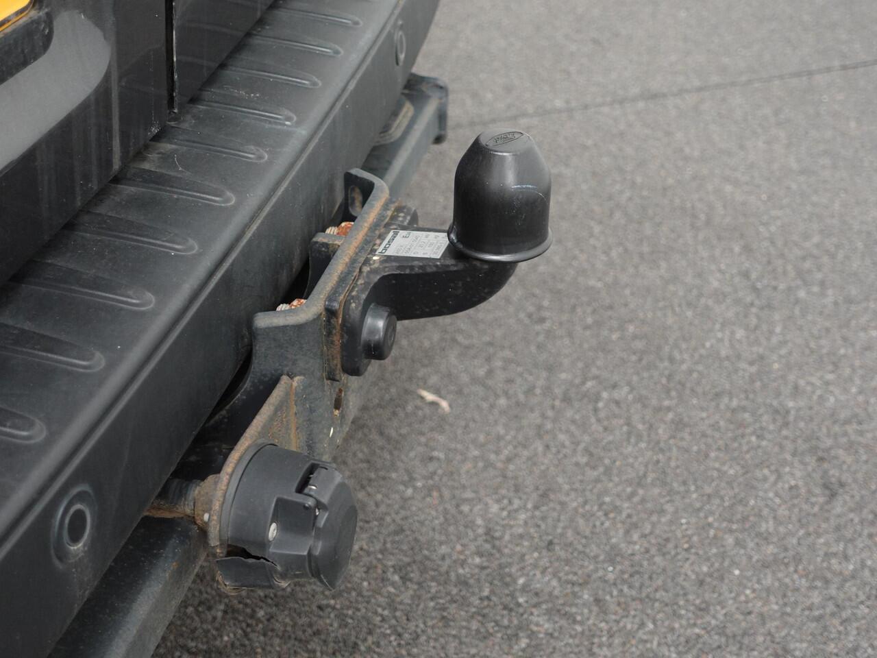 Ford TRANSIT CUSTOM 280 2.0 TDCI L1H1 Trend Navigatie Airco Cruise control Camera Carplay Trekhaak