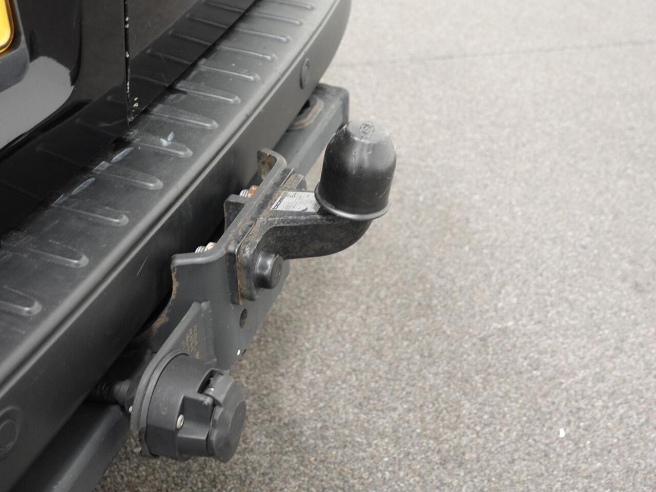 Ford TRANSIT CUSTOM L1H1 Trend Navigatie Camera Cruise control Parkeersensoren Trekhaak Airco