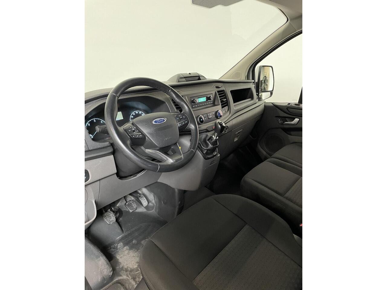 Ford TRANSIT CUSTOM 300 2.0 TDCI L1H1 Trend 130PK Airco Cruise Bluetooth Radio