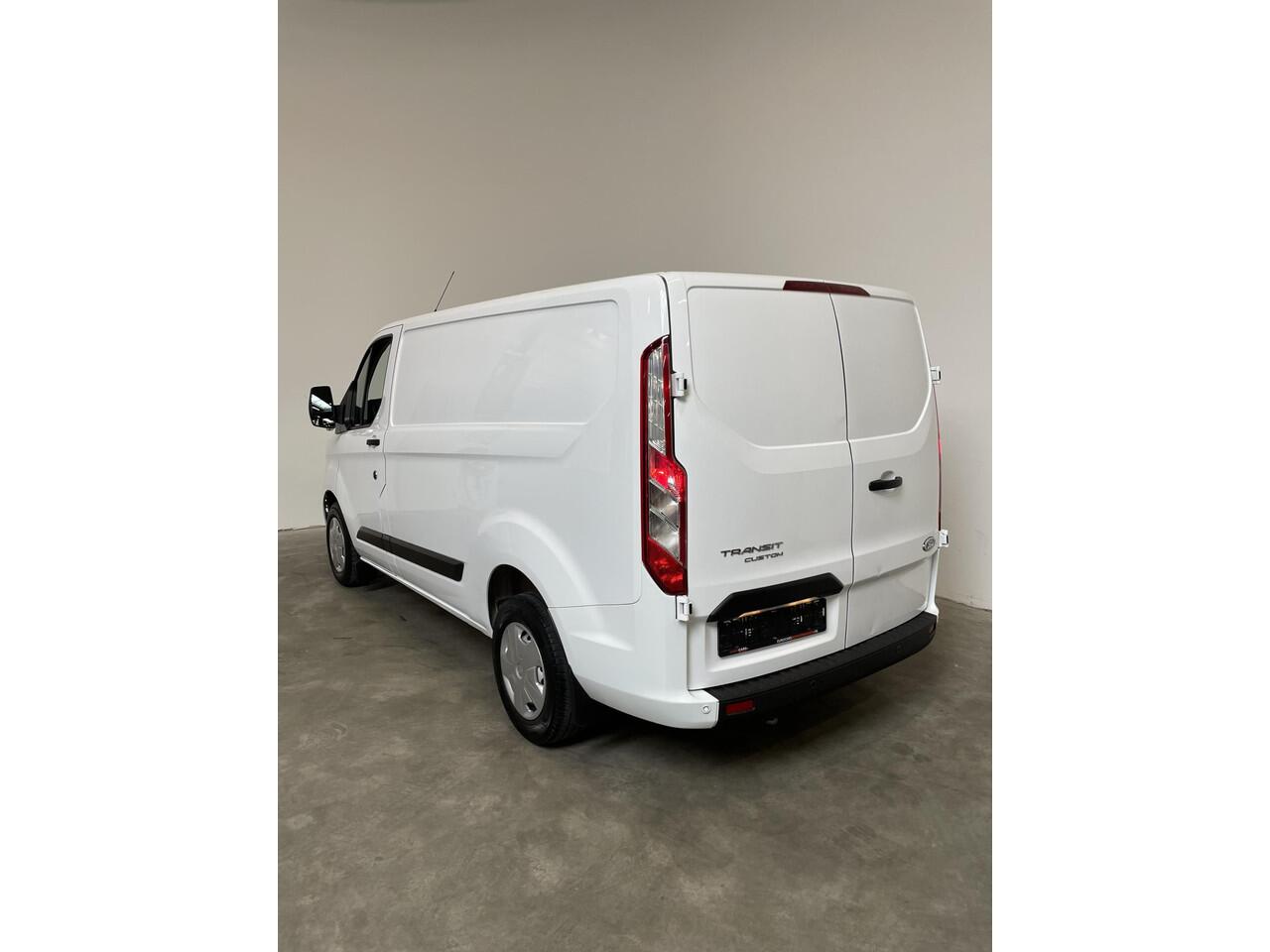 Ford TRANSIT CUSTOM 300 2.0 TDCI L1H1 Trend 130PK Airco Cruise Bluetooth Radio