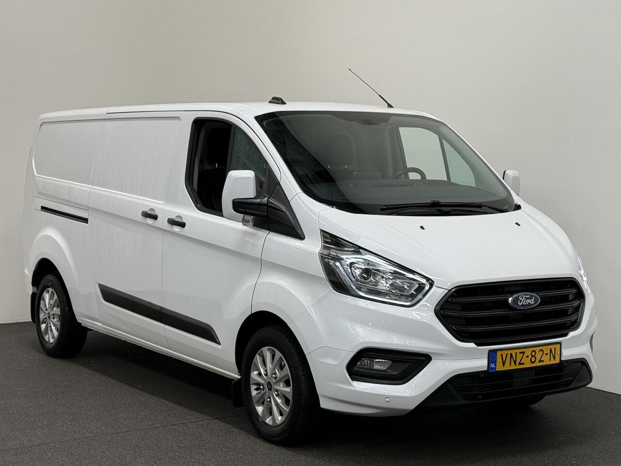 Ford TRANSIT CUSTOM L2H1 Trend 130PK Automaat Navigatie DAB Parkeersensoren Airco Camera Carplay