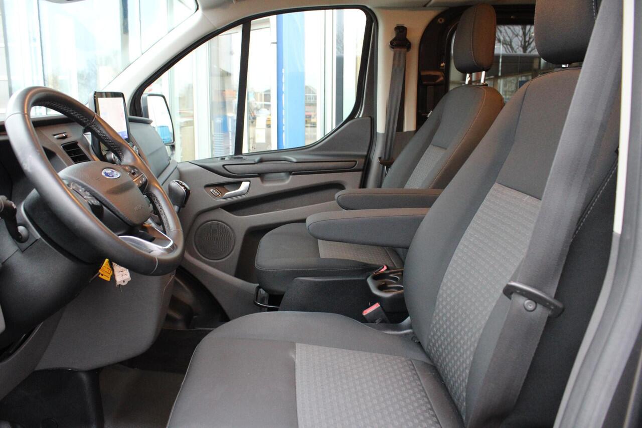 Ford TRANSIT CUSTOM 2.0 TDCI L1H1 Trend Dubbele Cabine | Trekhaak | Stoel + Stuurverwarming | Camera | Cruise Control | Carplay |