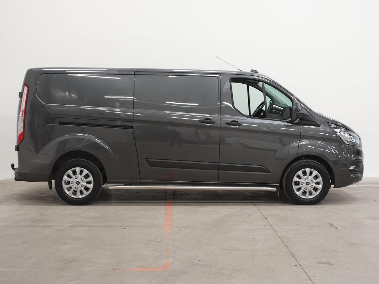 Ford TRANSIT CUSTOM 300 2.0 TDCI L2H1 Trend Automaat Airco Navigatie Cruisecontrol Camera Parkeersensoren Trekhaak