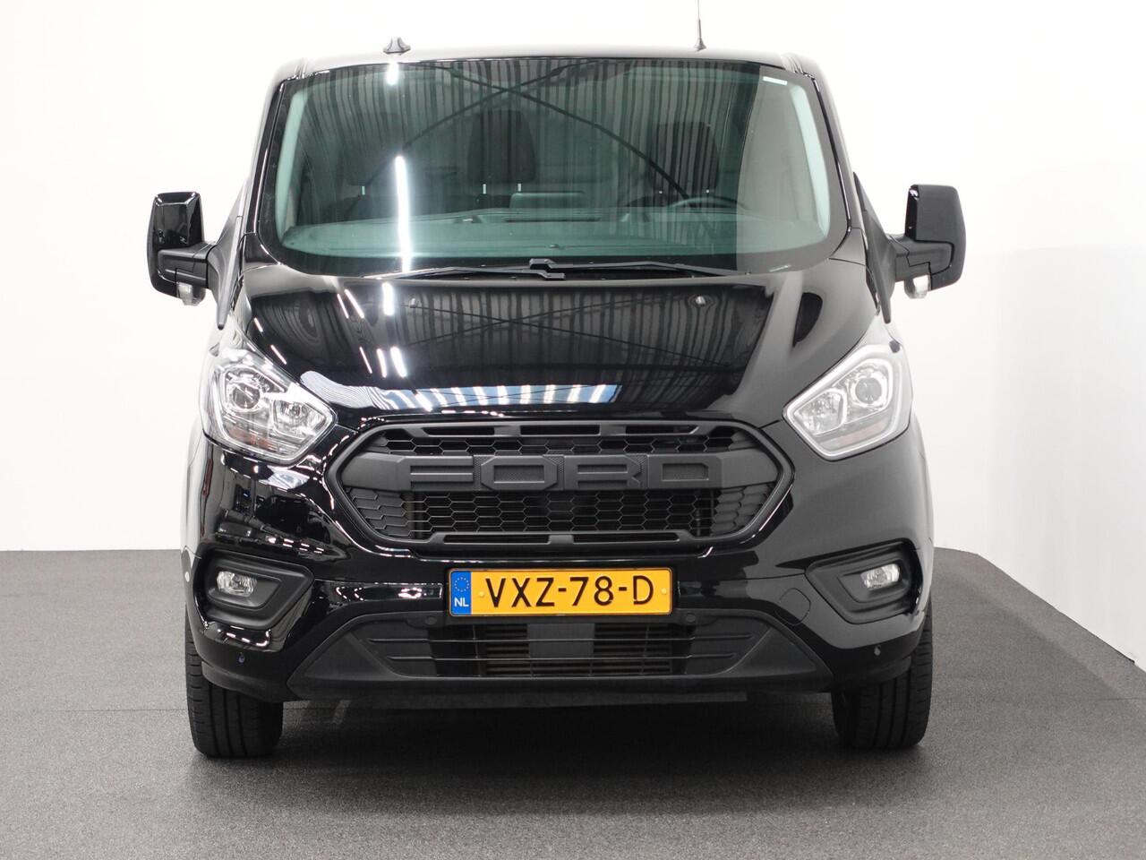 Ford TRANSIT CUSTOM 300 2.0 TDCI L2H1 Trend Raptor Edition Navi Carplay Cruisecontrol Raptor Camera Parkeersensoren Trekhaak Side bars Airco