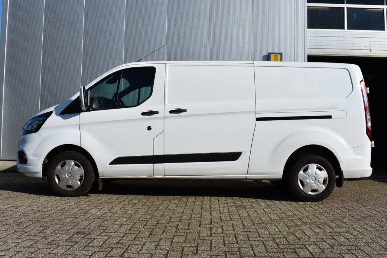 Ford TRANSIT CUSTOM 300 2.0 TDCI L2H1 Trend 170PK! 2x schuifdeur! navi!