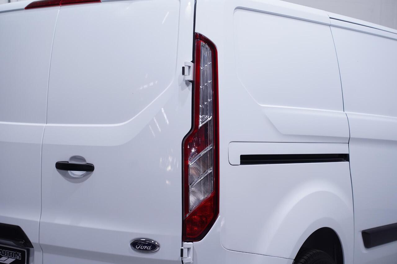 Ford TRANSIT CUSTOM 2.0 TDCI 130 pk L1H1 Navi, Camera, Airco Laadruimte Pakket, PDC V+A, Cruise control, 3-Zits