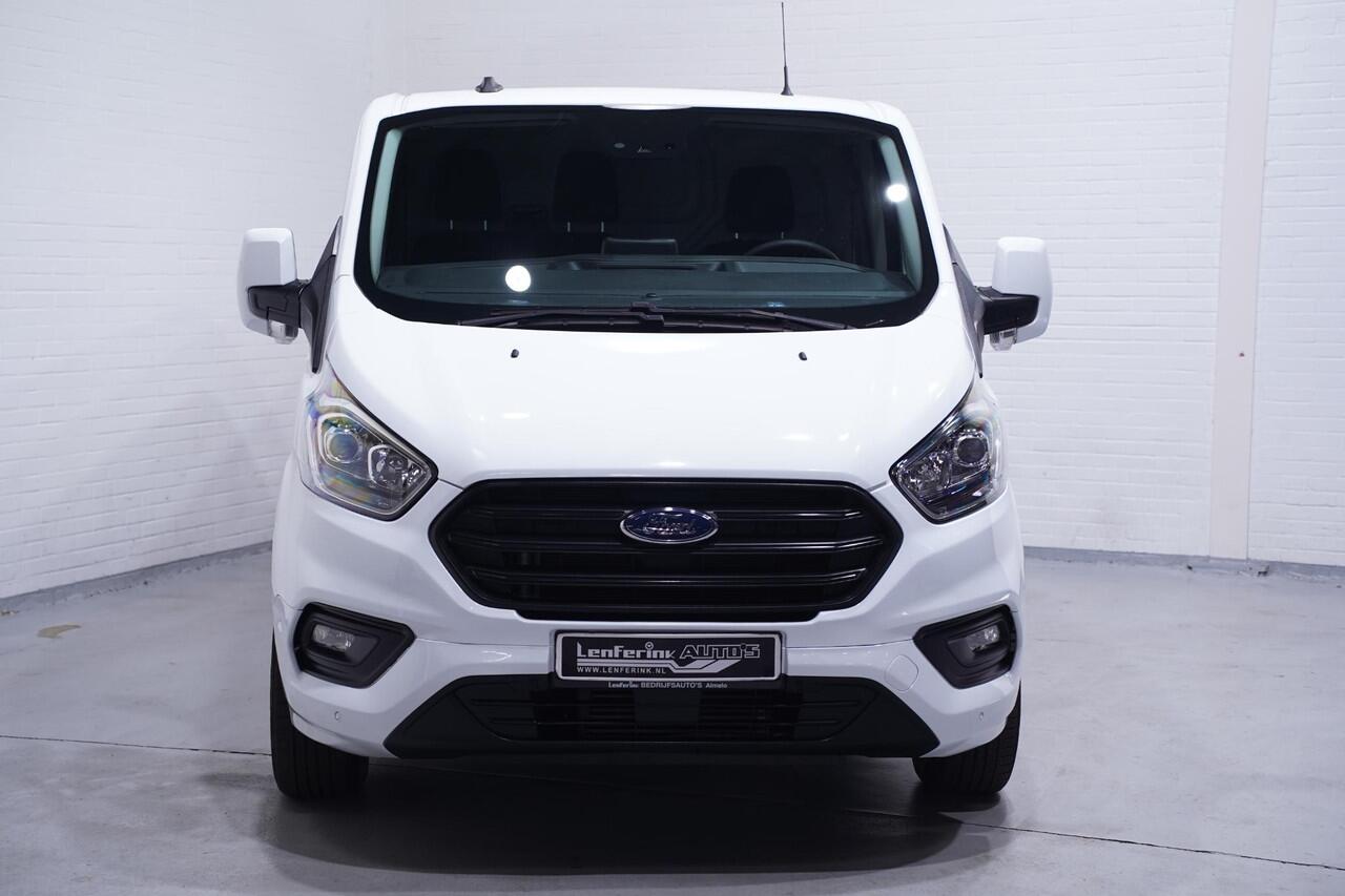 Ford TRANSIT CUSTOM 2.0 TDCI 130 pk L1H1 Navi, Camera, Airco Laadruimte Pakket, PDC V+A, Cruise control, 3-Zits