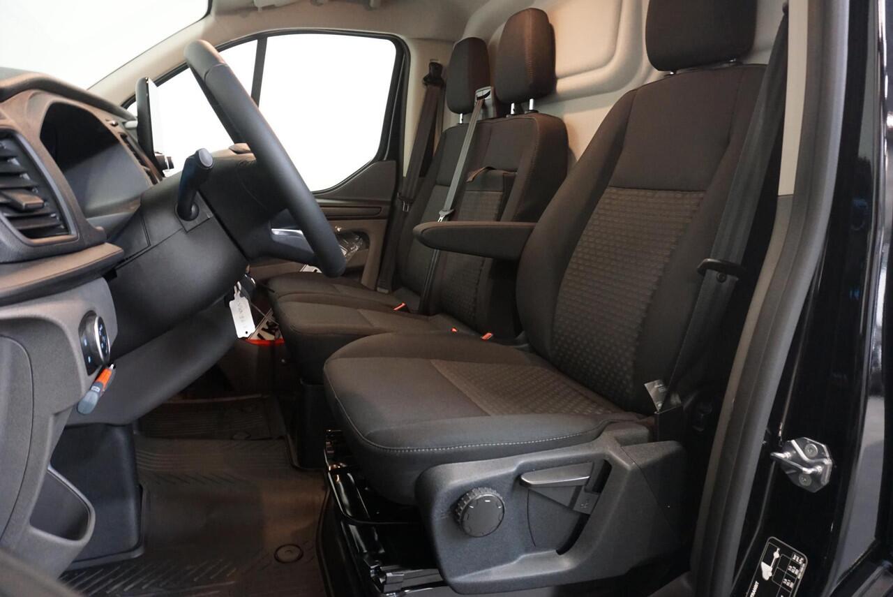 Ford TRANSIT CUSTOM 300 2.0 TDCI L2H1 Trend Airco Navigatie Cruise control Camera Parkeersensoren