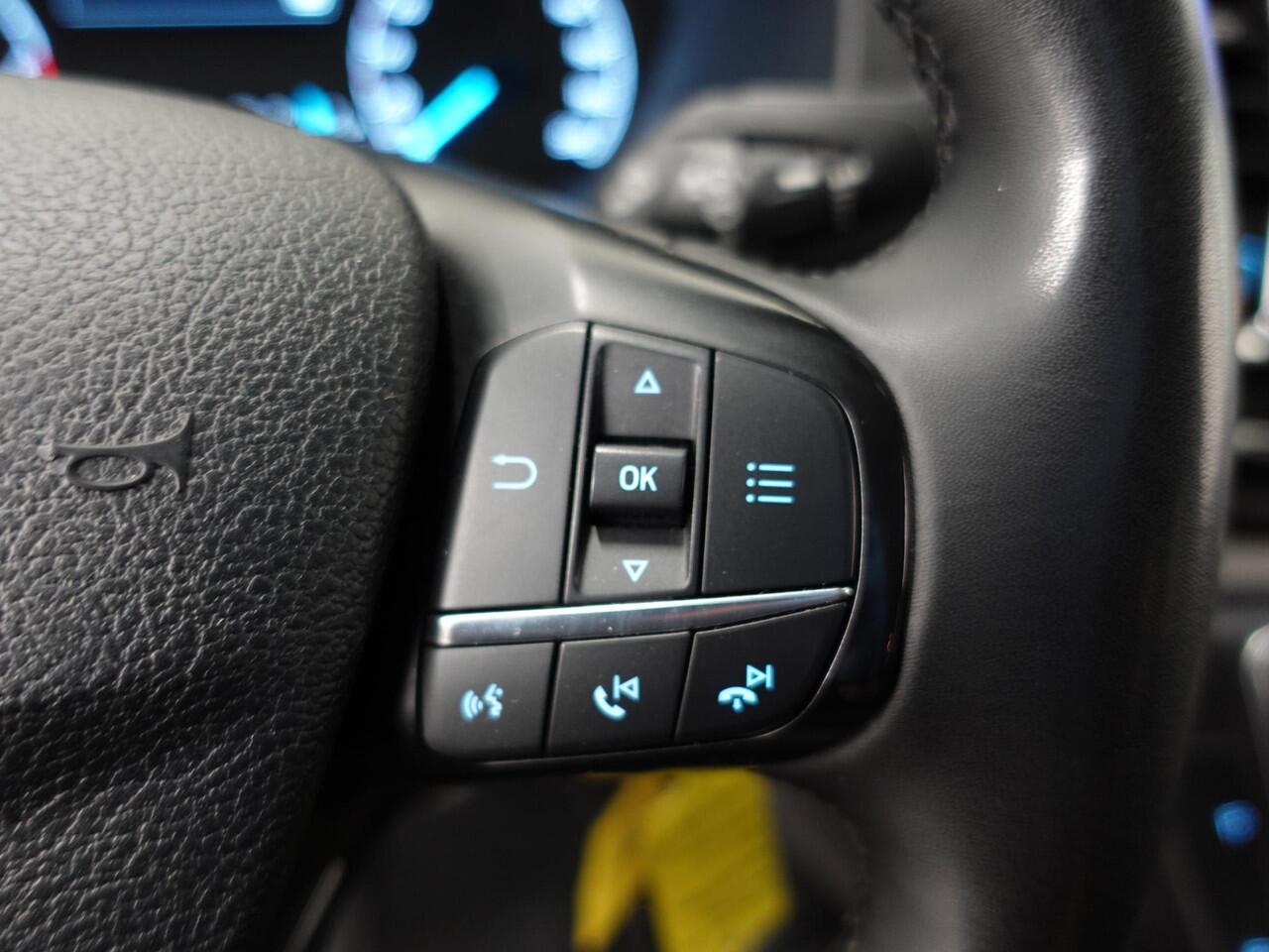 Ford TRANSIT CUSTOM 300 2.0 TDCI L2H1 Limited Dubbele cabine Automaat Navi| Airco 2 Schuifdeuren Trekhaak PDC V& A Carplay DAB