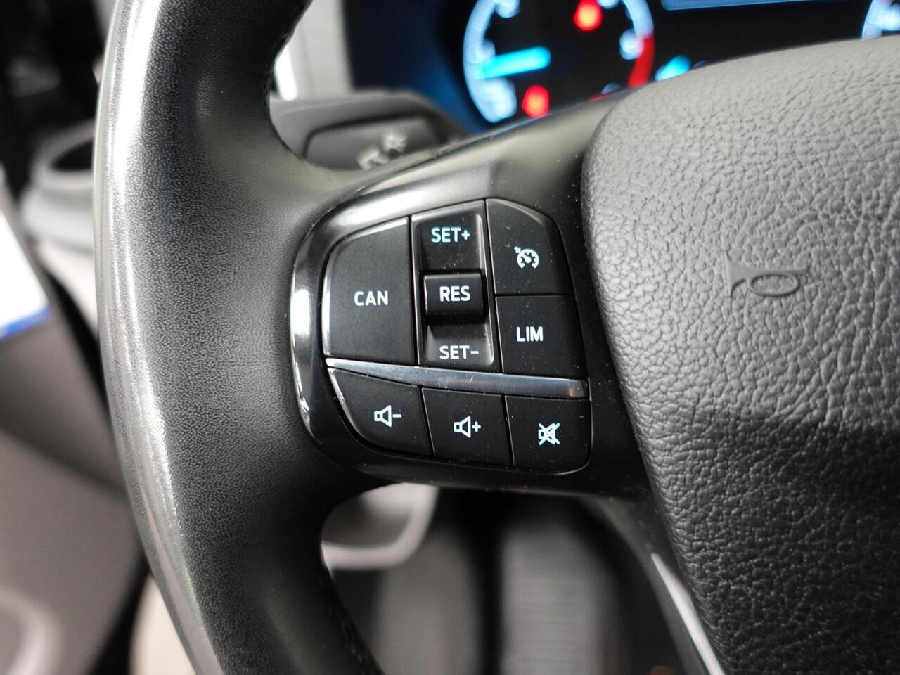 Ford TRANSIT CUSTOM 300 2.0 TDCI L2H1 Limited Dubbele cabine Automaat Navi| Airco 2 Schuifdeuren Trekhaak PDC V& A Carplay DAB