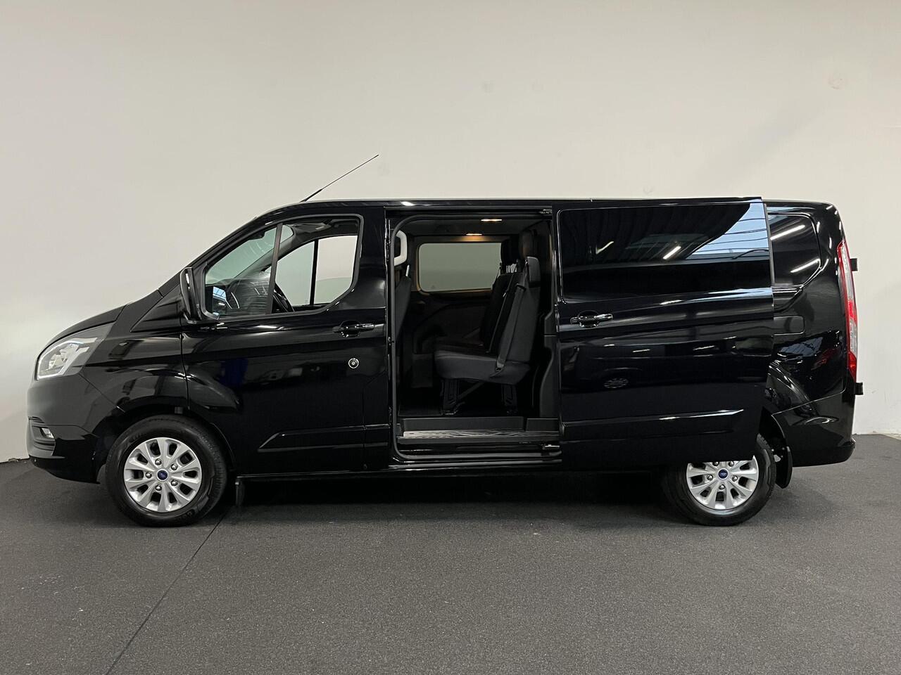 Ford TRANSIT CUSTOM 300 2.0 TDCI L2H1 Limited Dubbele cabine Navi| Airco| 2 Schuifdeuren | Trekhaak| PDC| Carplay| DAB|