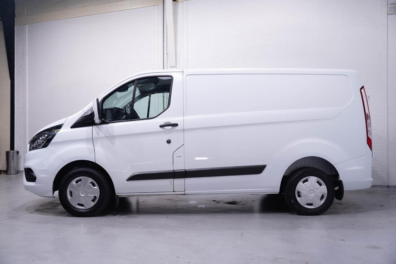 Ford TRANSIT CUSTOM 2.0 TDCi 130 pk L1H1 Trend Navi, Camera Dodehoek Assist, Laadruimte Pakket, PDC V+A, 3-Zits