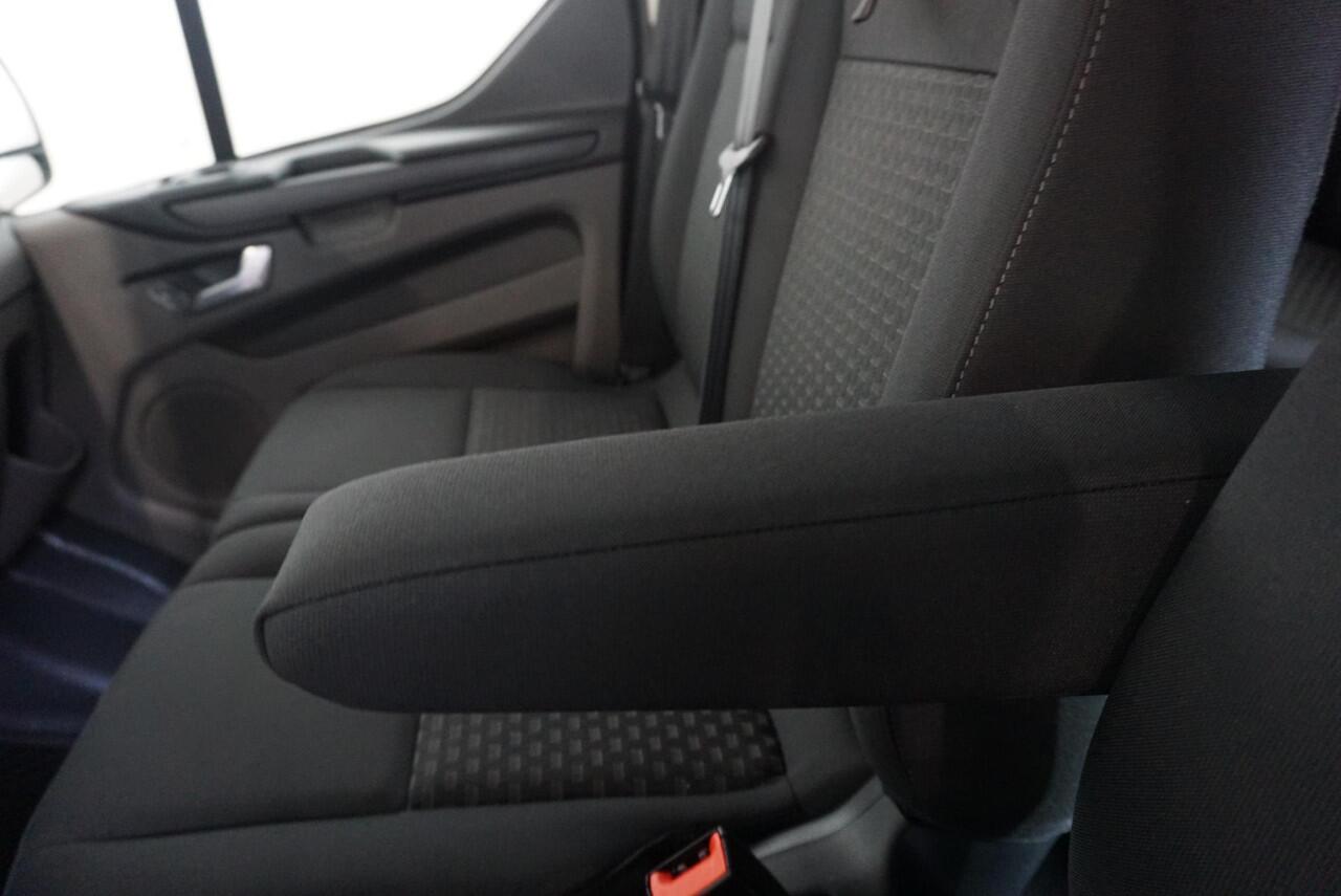 Ford TRANSIT CUSTOM 300 L2H1 Trend Dubbele Cabine Automaat Airco Navigatie Cruise control Camera Parkeersensoren