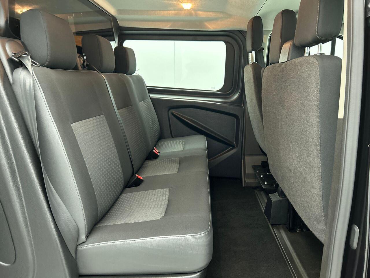 Ford TRANSIT CUSTOM 300 2.0 TDCI L2H1 Trend Dubbele Cabine Automaat Airco Navi Cruise Camera Parkeersensoren