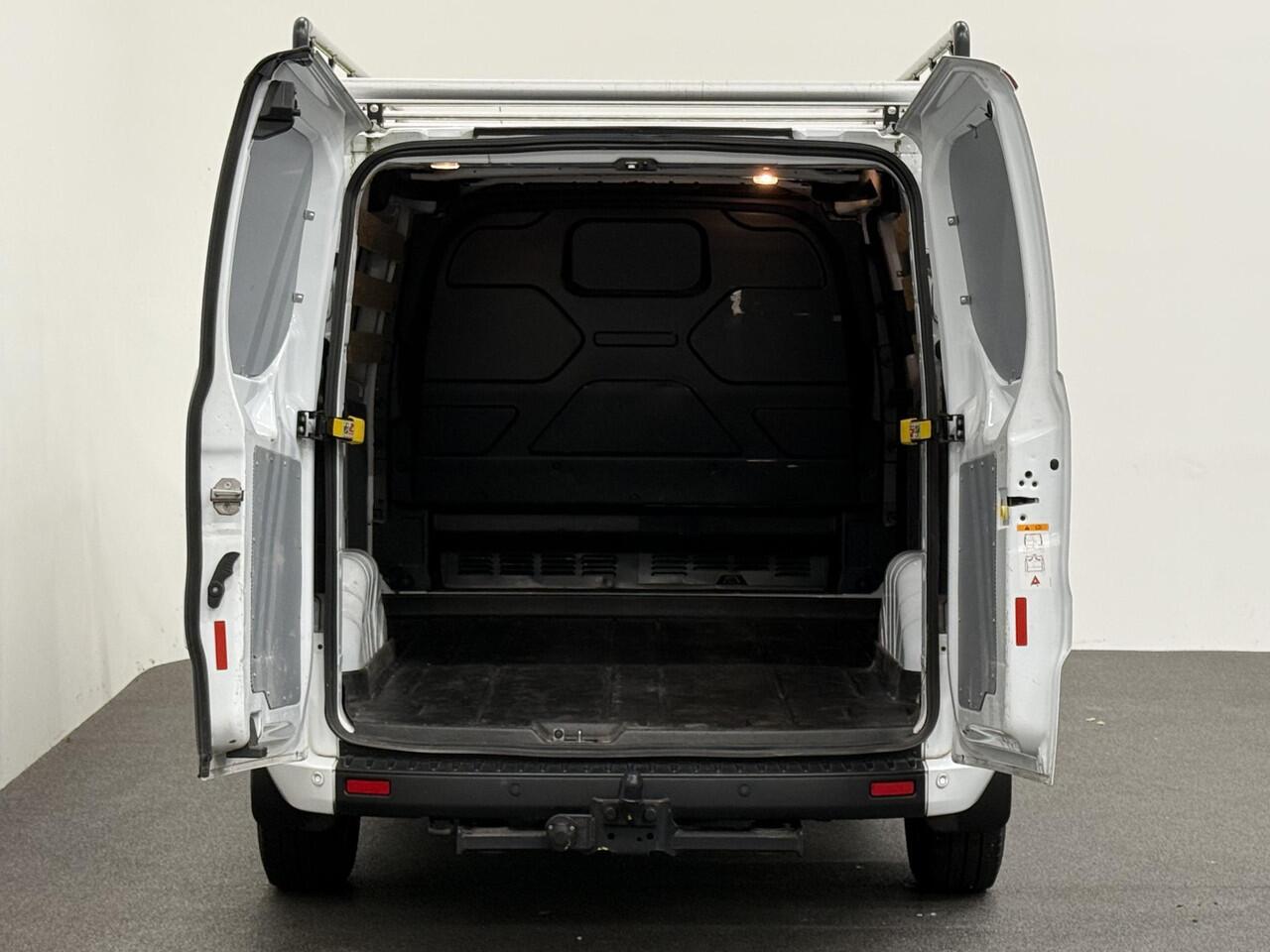 Ford TRANSIT CUSTOM 280 2.0 TDCI L1H1 Trend Airco Bluetooth Navi 3zits Trekhaak PDC