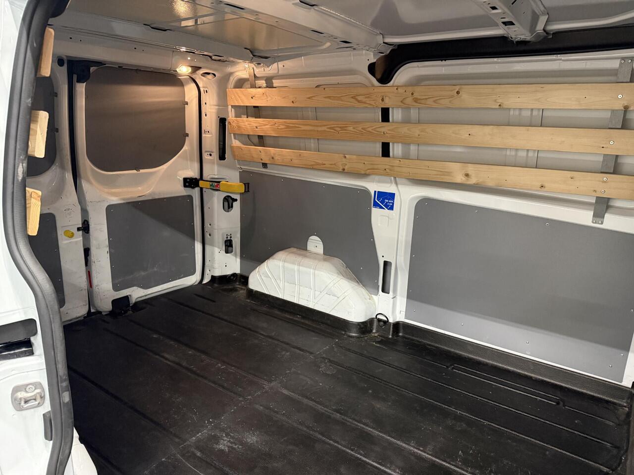 Ford TRANSIT CUSTOM 280 2.0 TDCI L1H1 Trend Airco Bluetooth Navi 3zits Trekhaak PDC